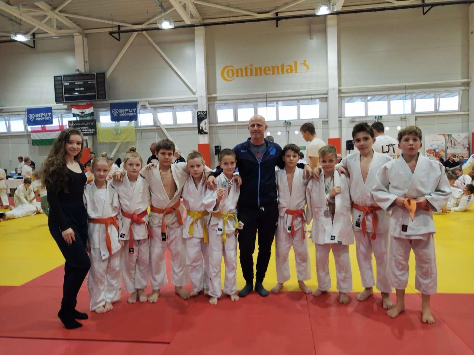 Három arany- és négy ezüstérem a judo U11-12 Országos Bajnokságon