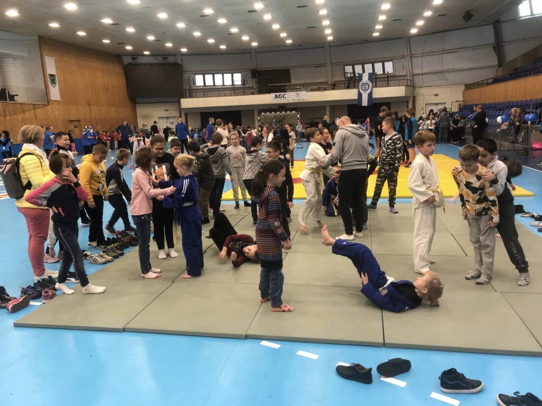 Fantasztikus hangulat a TSC Nagy Sportági Bemutatójának első napján – nyolc szakosztályunk csaknem ötszáz gyermeket fogadott ma a Földi Imre sportcsarnokban!
