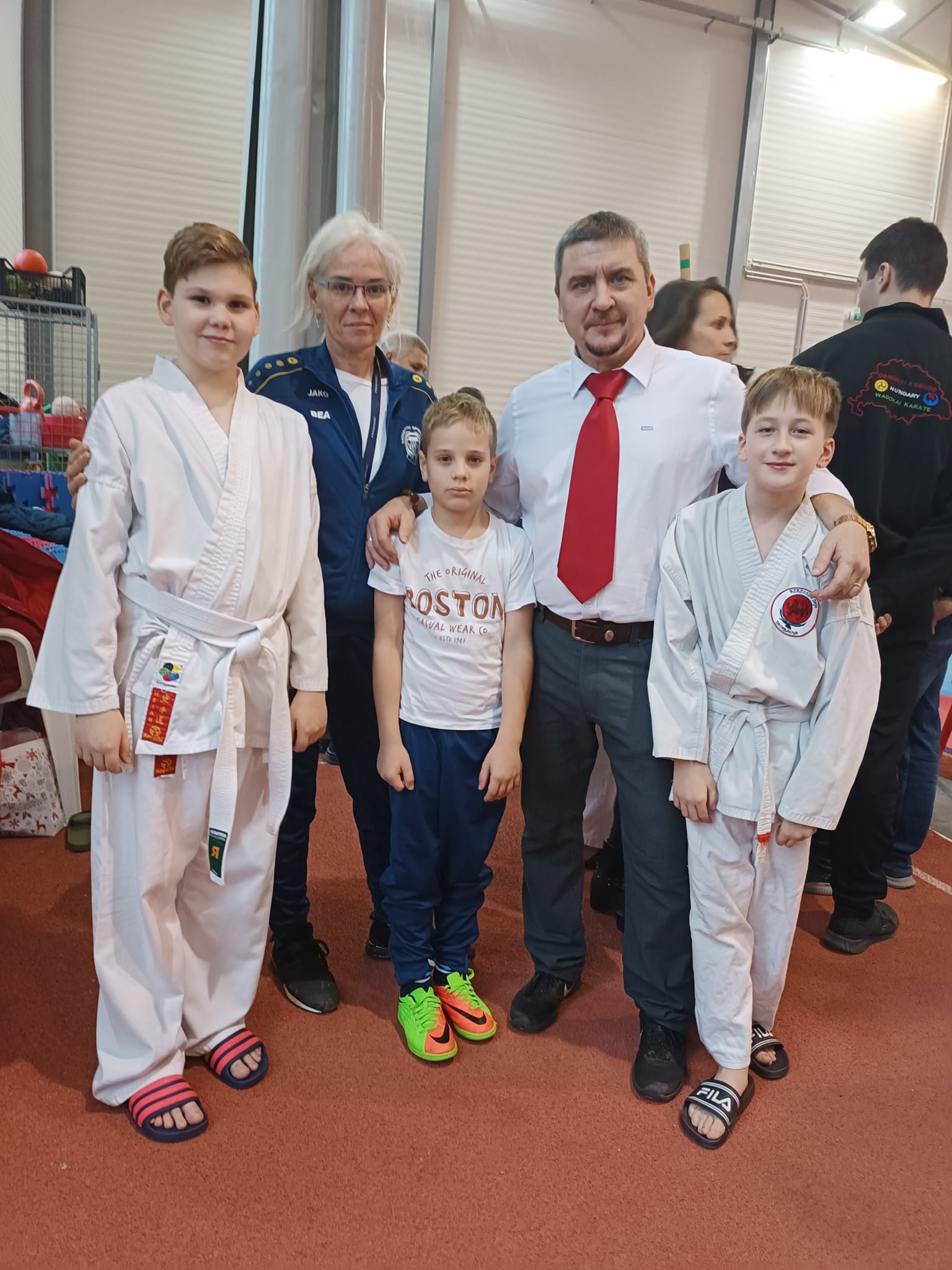 Csaknem kétszázan versenyeztek a TSC karate szakosztályának eseményén 318729229_439052085109844_6971240454952509439_n.jpg